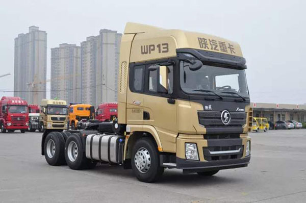 DZ97259624070   保险杠总成   Bumper assembly SHACMAN X3000 Truck body parts