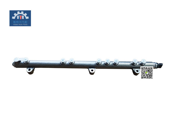 1129110-81D   高压油轨总成   High pressure oil rail assembly   wxdew  engine  CA6DM2-42E3   Truck engine fuel supply system